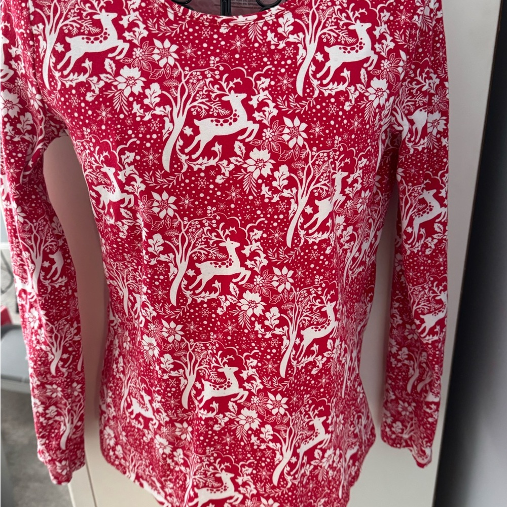 Talbots Red and White Reindeer Print Long Sleeve Top